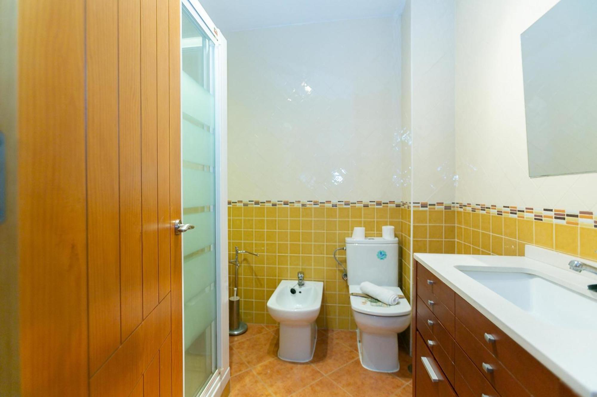 Amplio Piso En El Centro De Apartament Malaga
